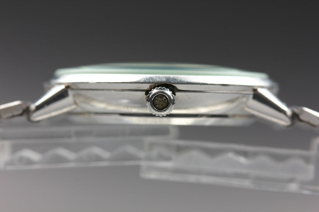 1977 Near MINT OMEGA De Ville 191.0044 34mm Quartz Silver Dial Men's Vintage