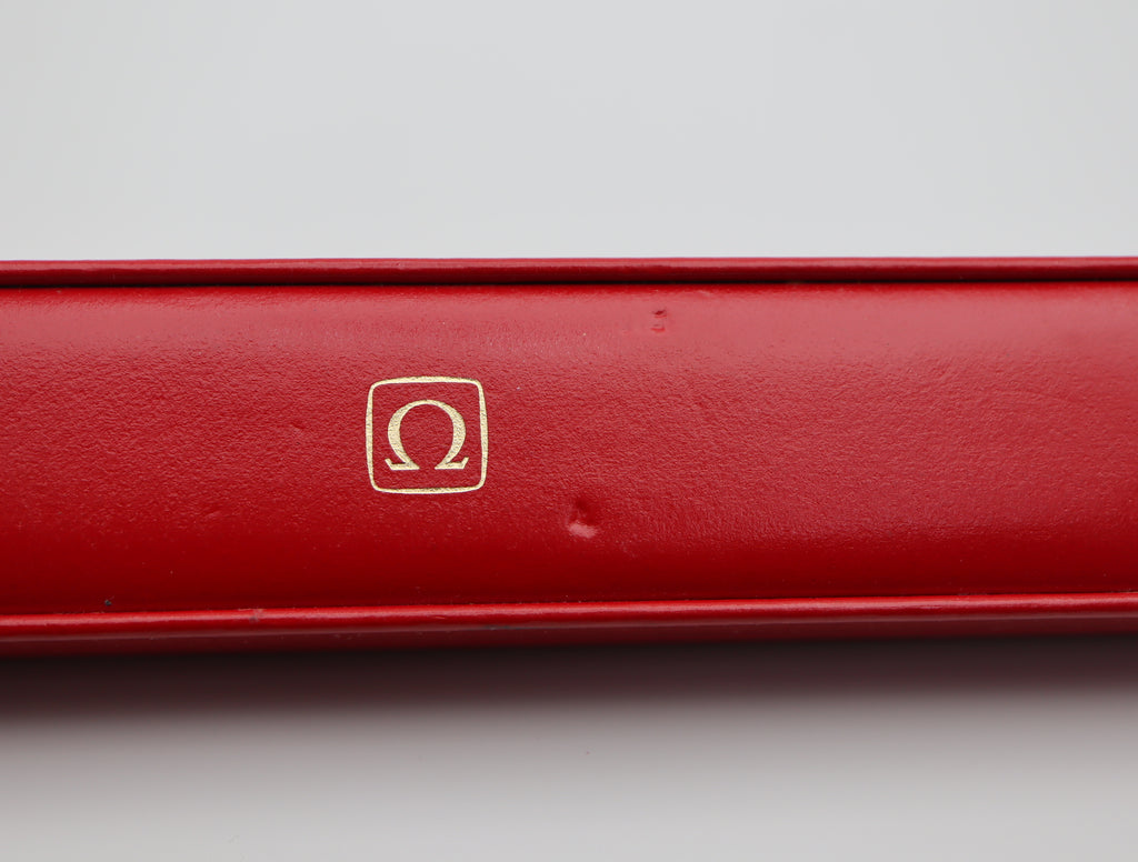 Near MINT OMEGA Vintage Red Watch Box Genuine Case Only for Women's #2534 JAPAN
