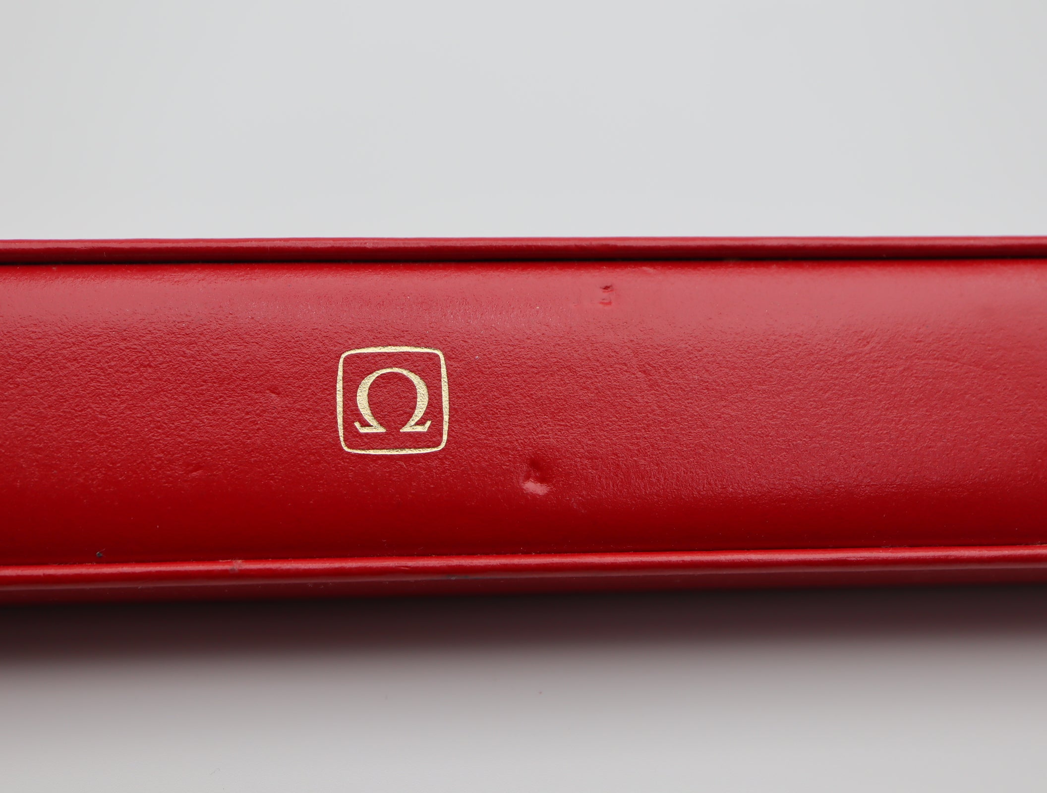 Near MINT OMEGA Vintage Red Watch Box Genuine Case Only for Women's #2534 JAPAN