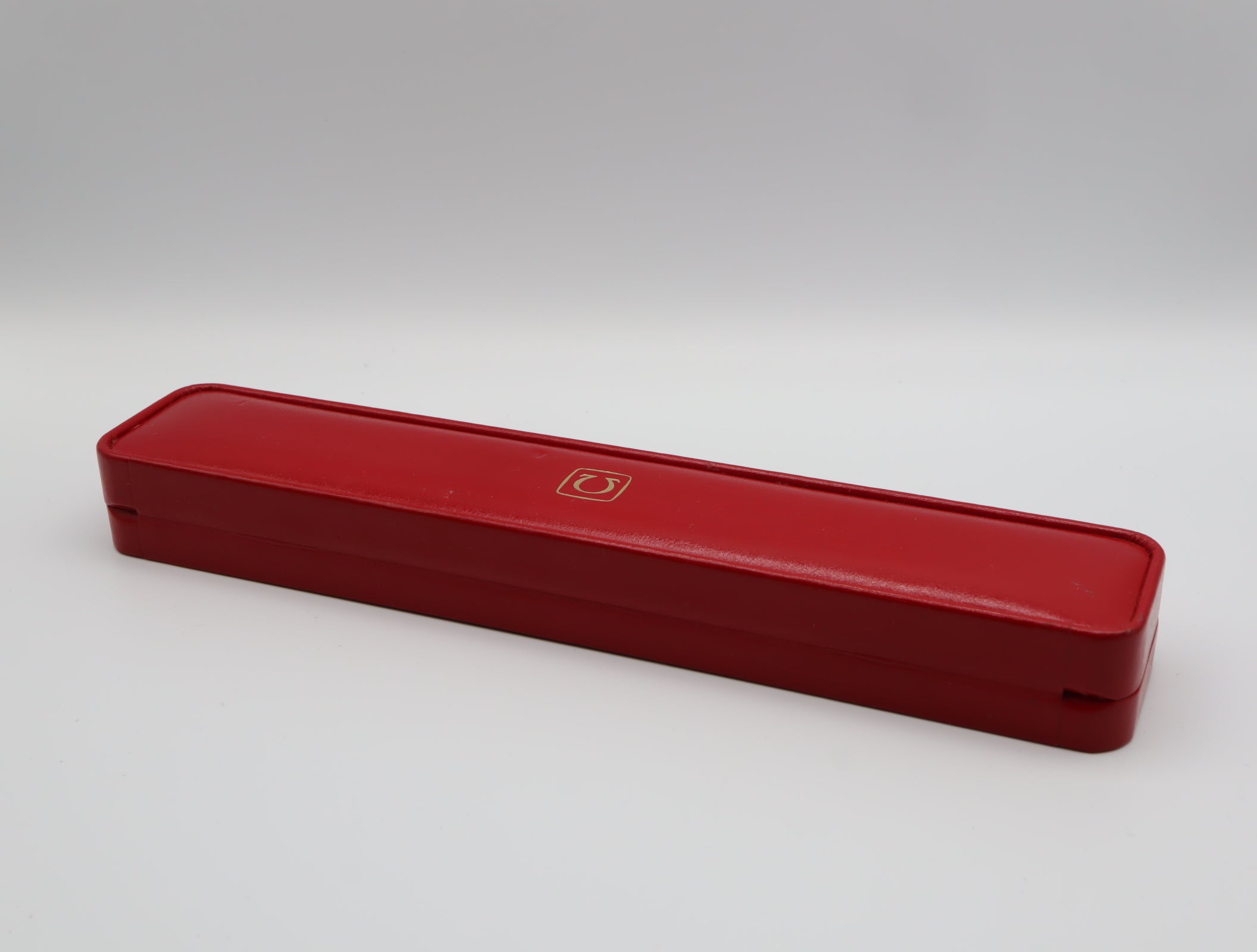 Near MINT OMEGA Vintage Red Watch Box Genuine Case Only for Women's #2534 JAPAN
