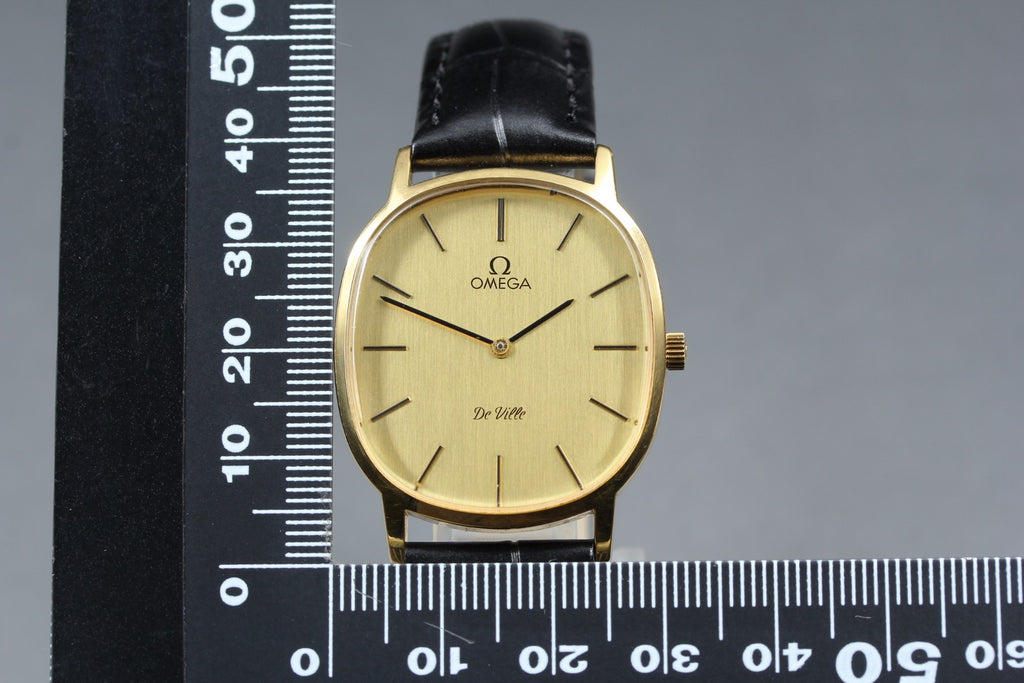 1979 Near MINT OMEGA De Ville 31mm 111.0148 Manual Wind Gold Dial Men's Vintage