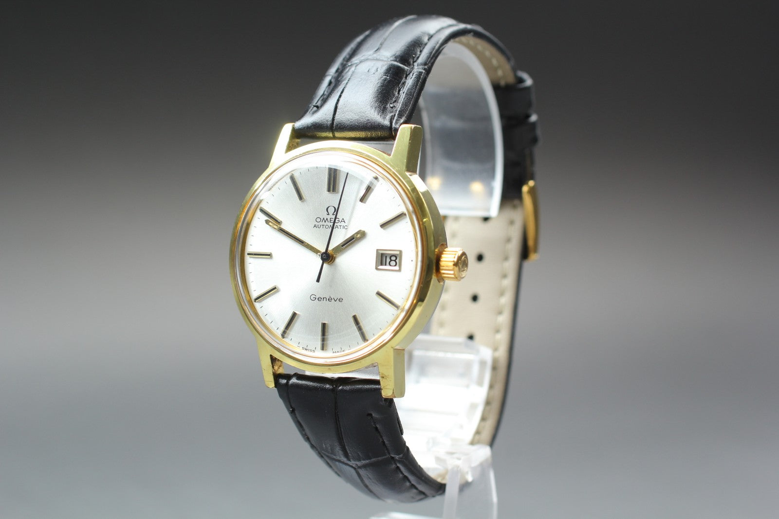 1972 Near MINT OMEGA Geneve 35mm 166.0098 Automatic Silver Dial Men's Vintage