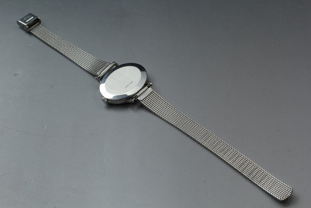 1973 Near MINT OMEGA Geneve 32mm 511.417 Manual Wind Silver Dial Unisex Vintage