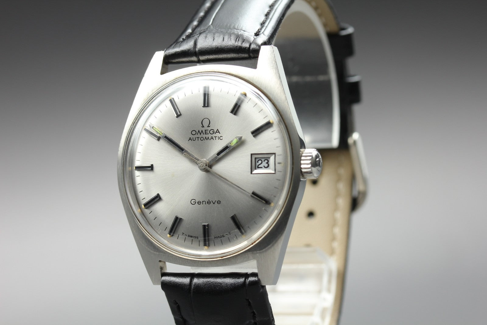 1971 Near MINT OMEGA Geneve 34mm 166.041 Automatic Silver Dial Men's Vintage