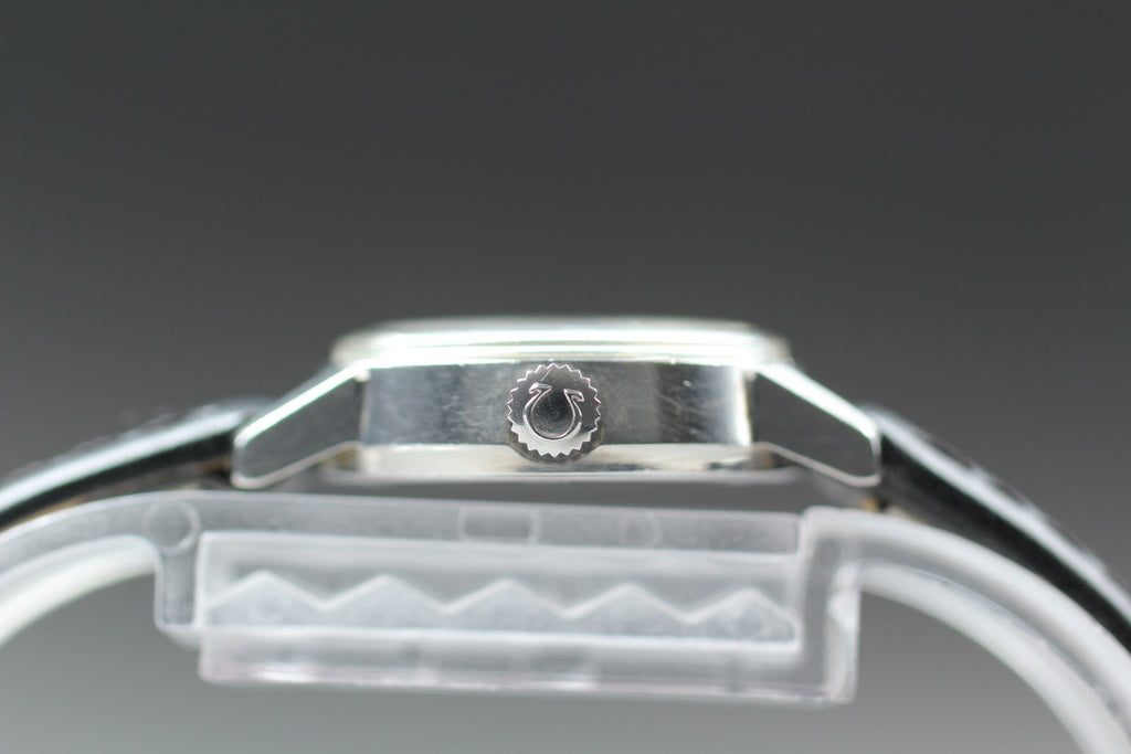 1966 Near MINT OMEGA Seamaster 21mm 515.006 Manual Silver Dial Women's Vintage