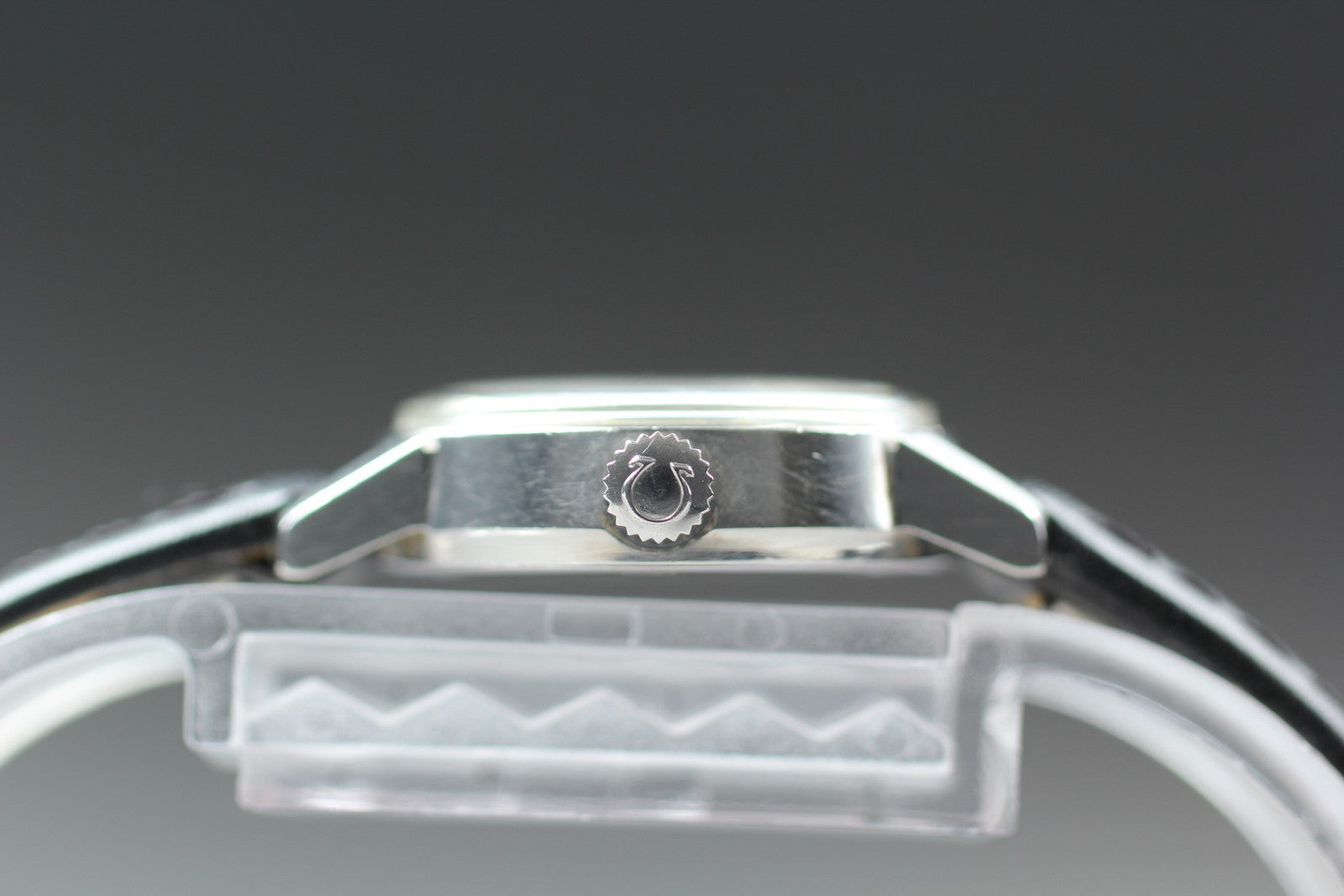 1966 Near MINT OMEGA Seamaster 21mm 515.006 Manual Silver Dial Women's Vintage