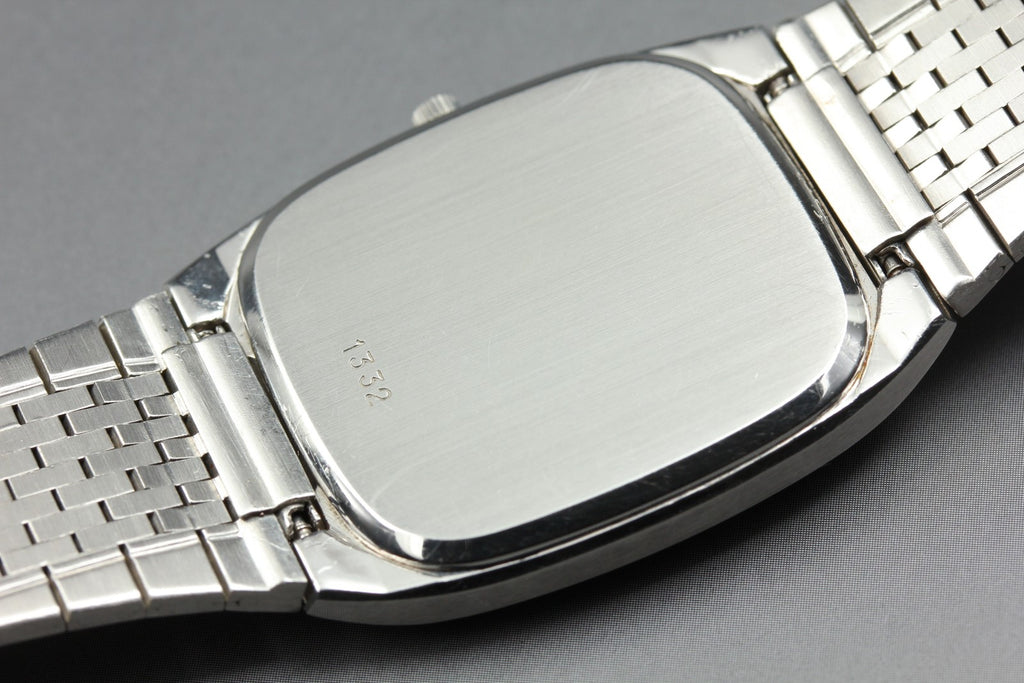 1979 Near MINT OMEGA De Ville 32mm 192.0043 Quartz Silver Dial Men's Vintage