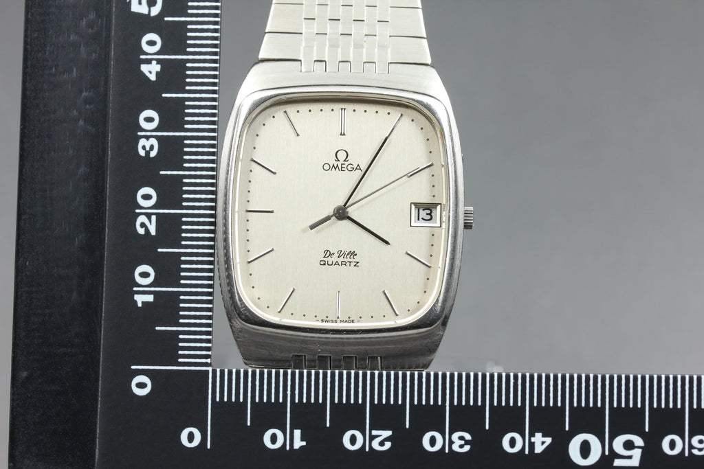 1979 Near MINT OMEGA De Ville 32mm 192.0043 Quartz Silver Dial Men's Vintage