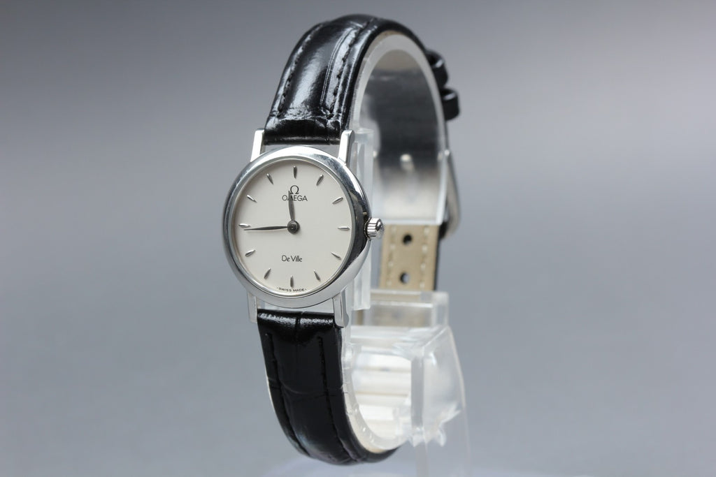 1994 Near MINT OMEGA De Ville 23mm 595.1111 Quartz Silver Dial Women's Vintage