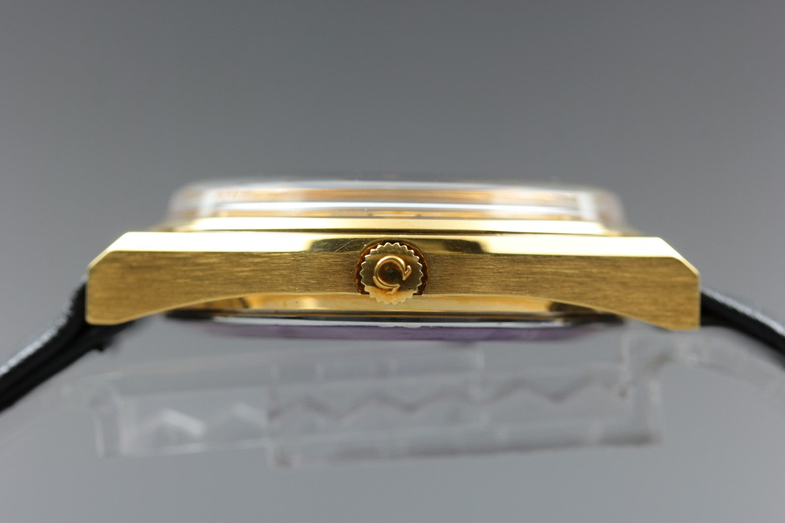 1979 Top MINT OMEGA Seamaster 35mm 166.0210 Automatic Gold Dial Men's Vintage