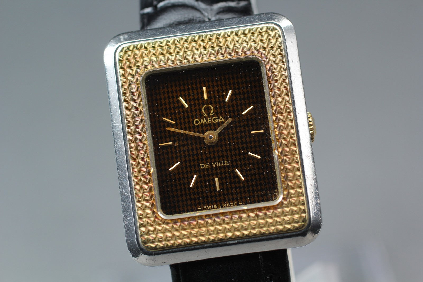 1978 OMEGA De Ville 23mm 511.0511 Manual 14K Bezel Black Women's Vintage Exc+5