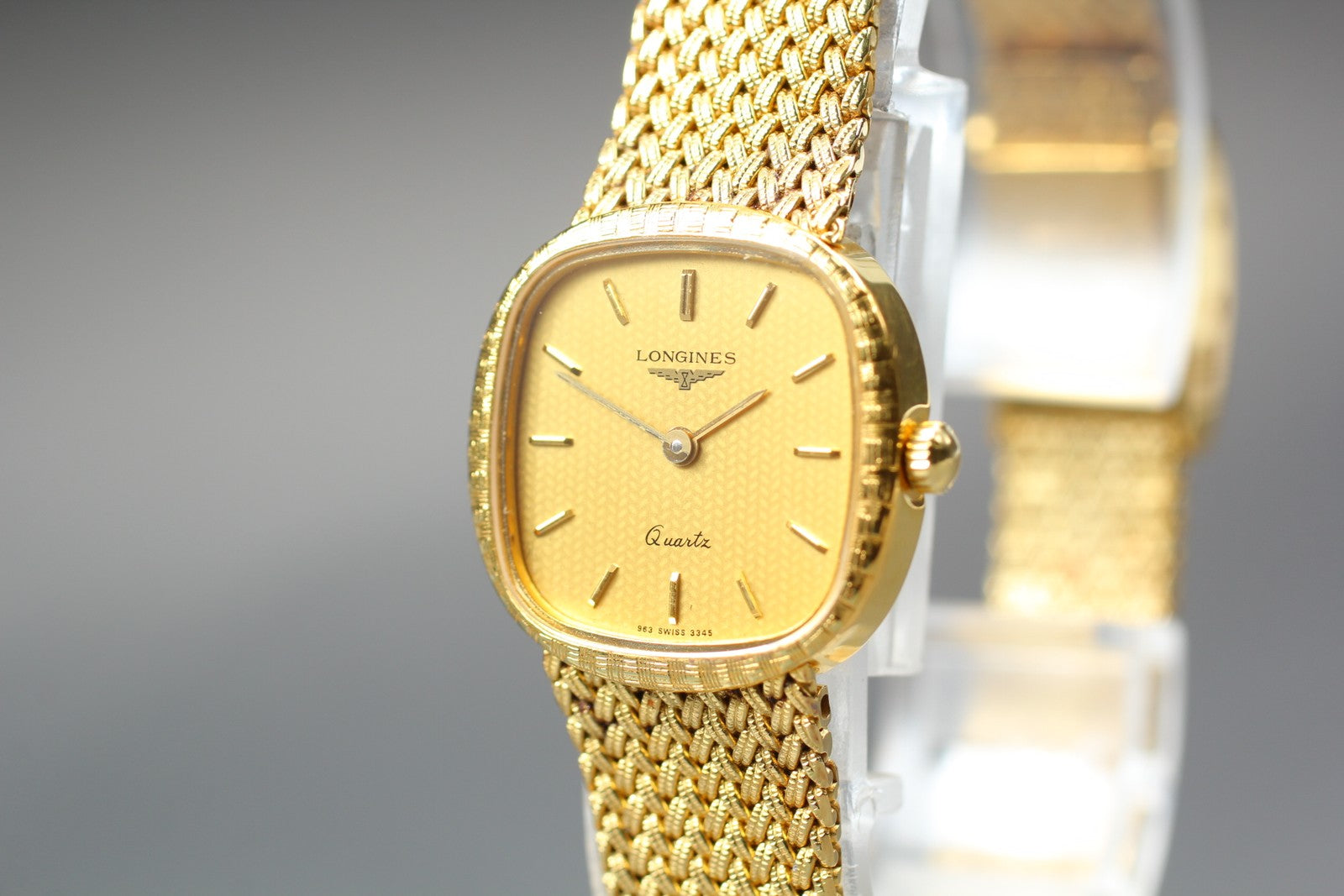 Near MINT Longines 963 3345 21mm Quartz Gold Plated Gold Dial Women's Vintage