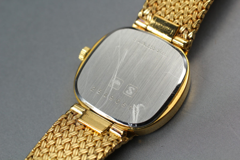 Near MINT Longines 963 3345 21mm Quartz Gold Plated Gold Dial Women's Vintage