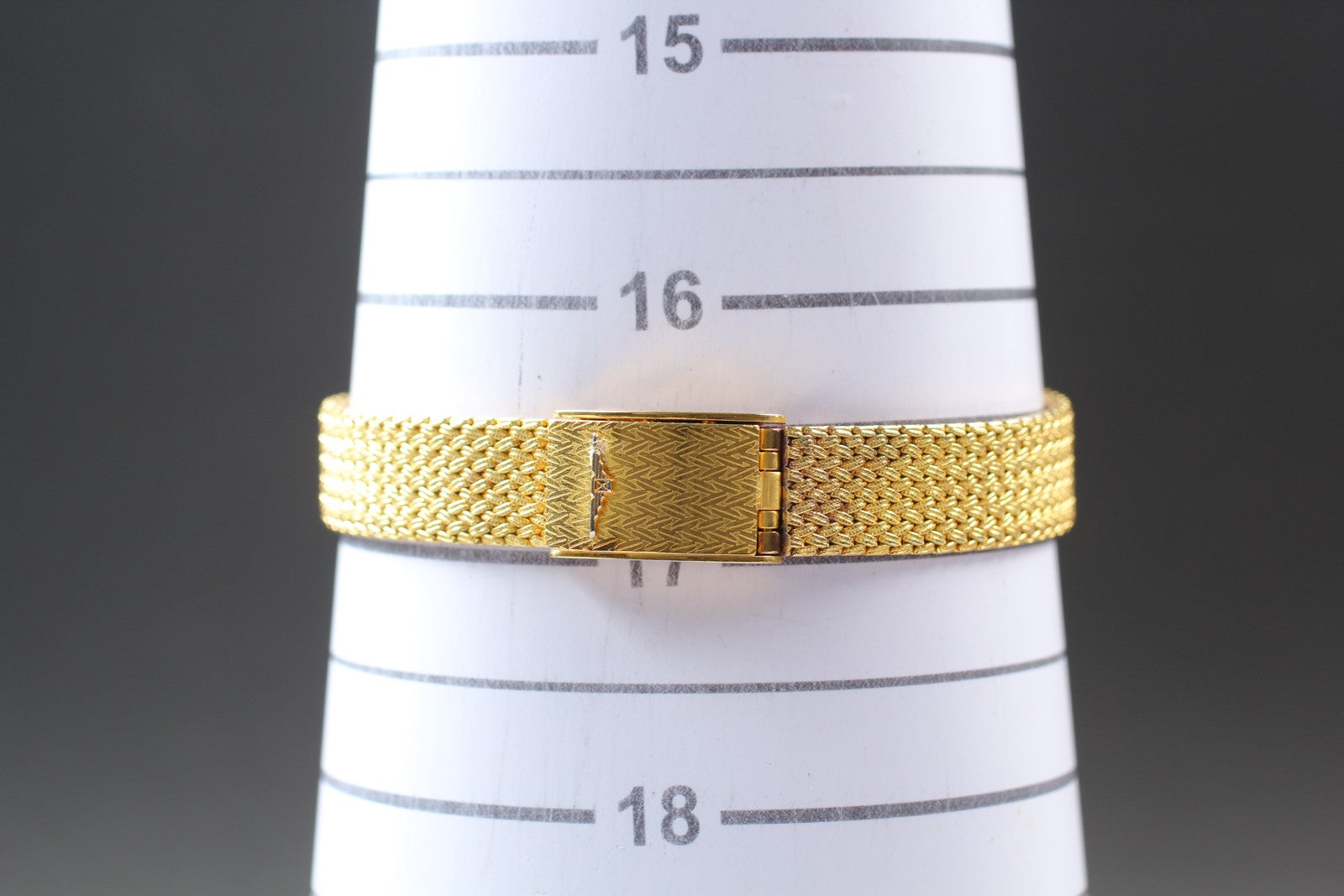 Near MINT Longines 963 3345 21mm Quartz Gold Plated Gold Dial Women's Vintage