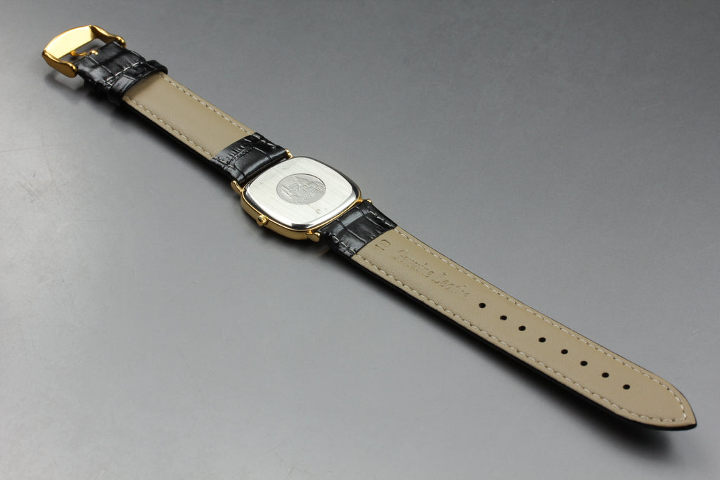 1989 Near MINT OMEGA De Ville 30mm 196.0317.1 Quartz White Roman Men's Vintage