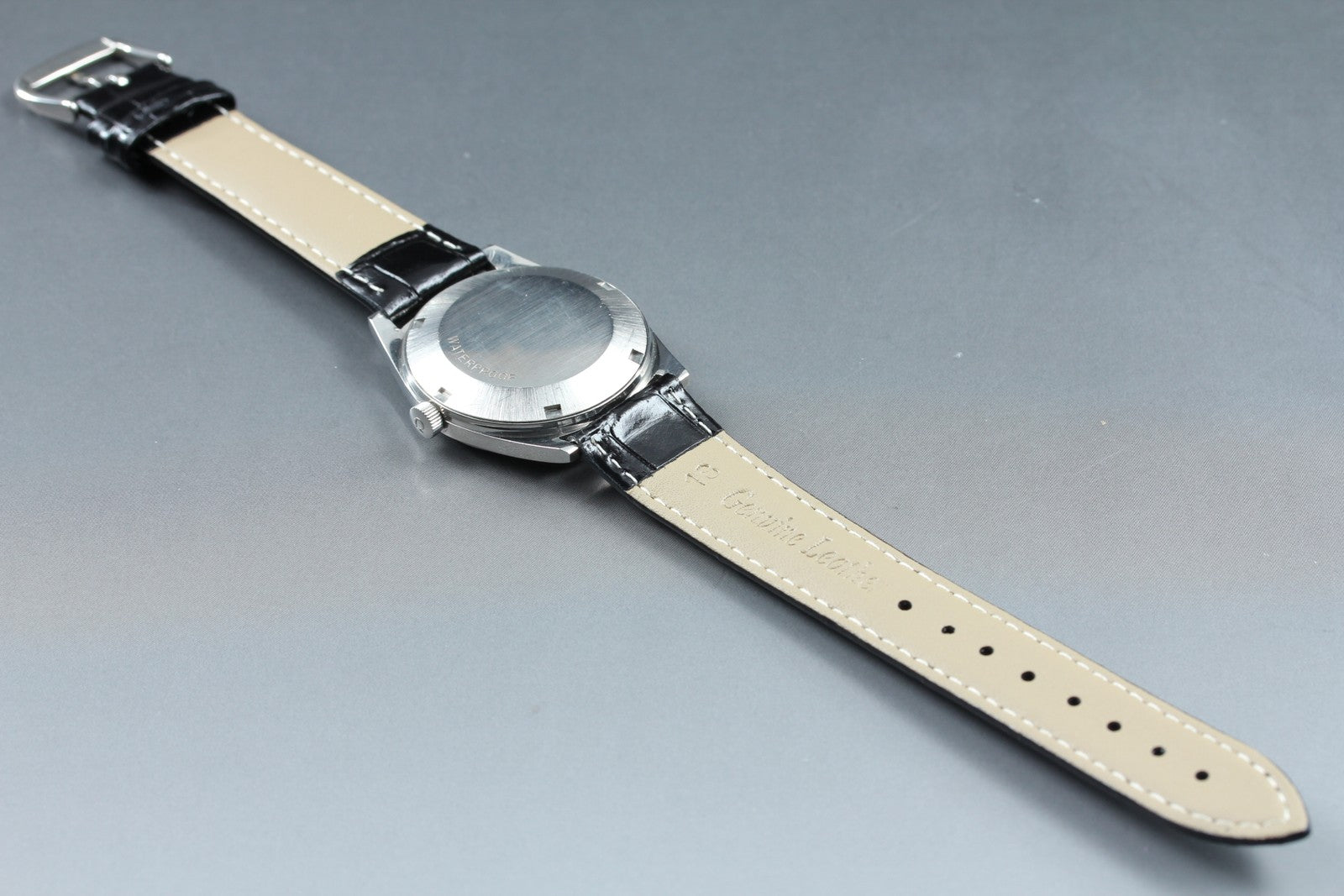 1968 Near MINT OMEGA Geneve 34mm 165.041 Automatic Silver Dial Men's Vintage