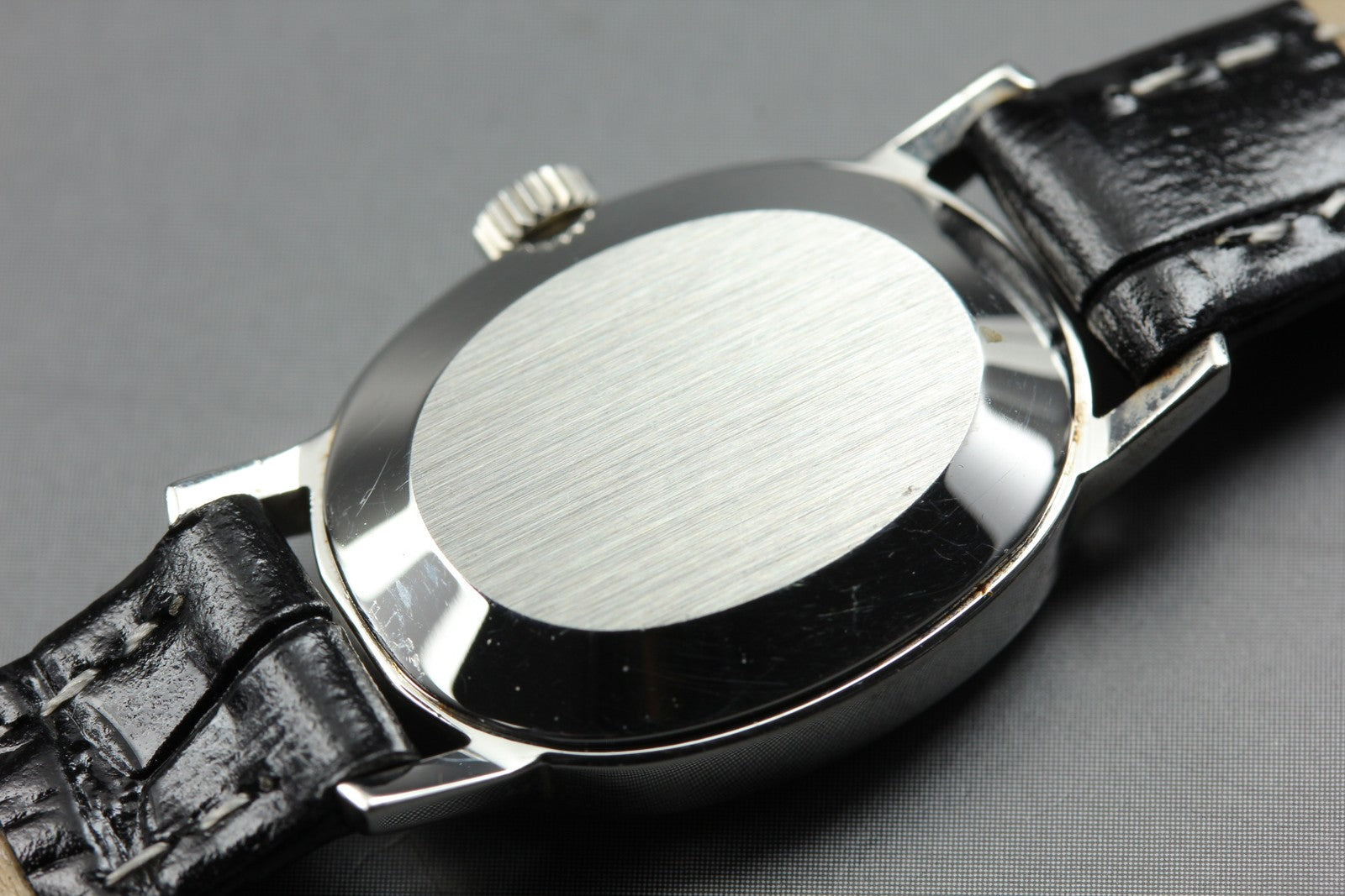 1979 Near MINT OMEGA De Ville 18mm 511.0553 Manual Silver Dial Women's Vintage
