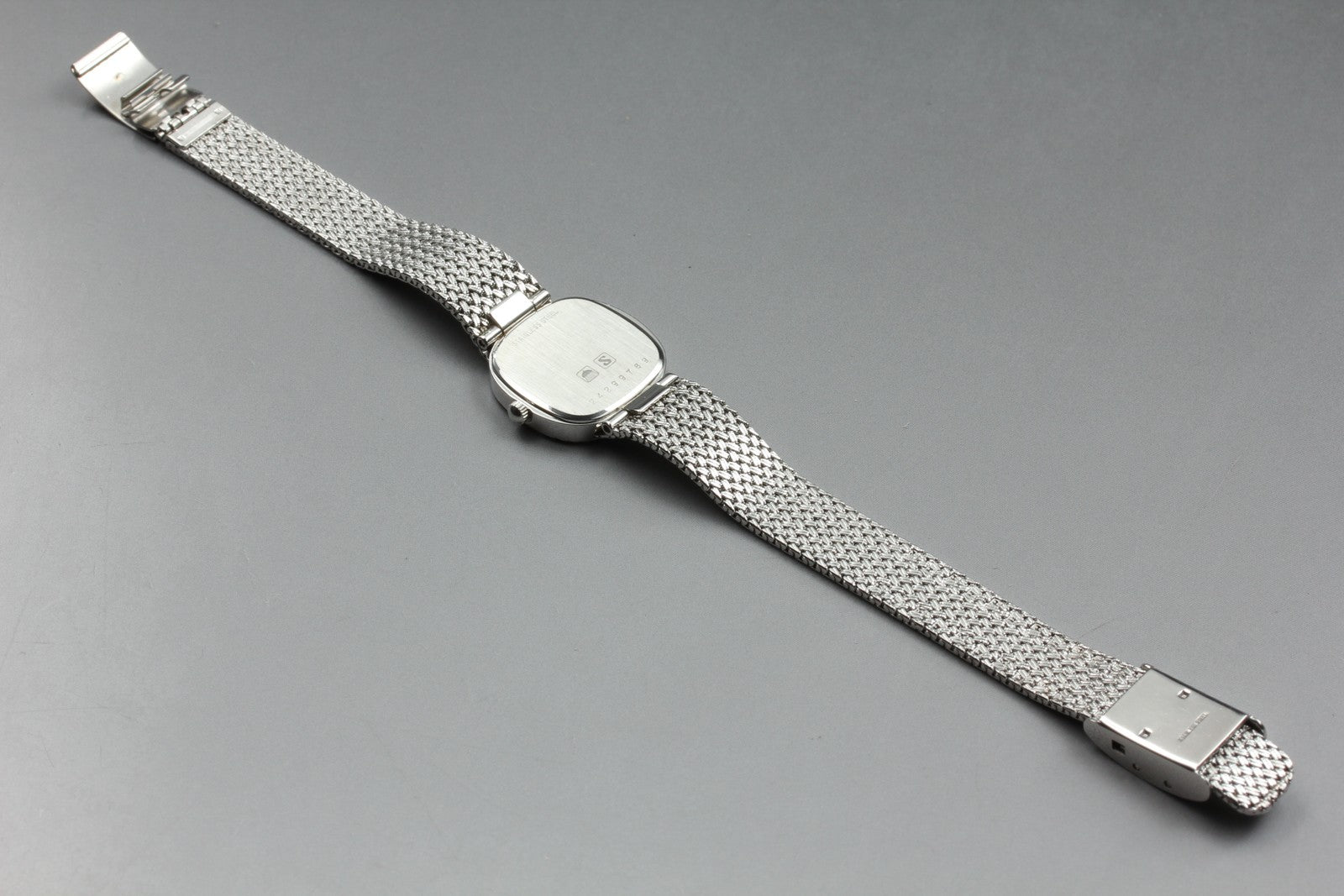 Near MINT LONGINES 961 3267 21mm Quartz Stainless Silver Dial Women's Vintage