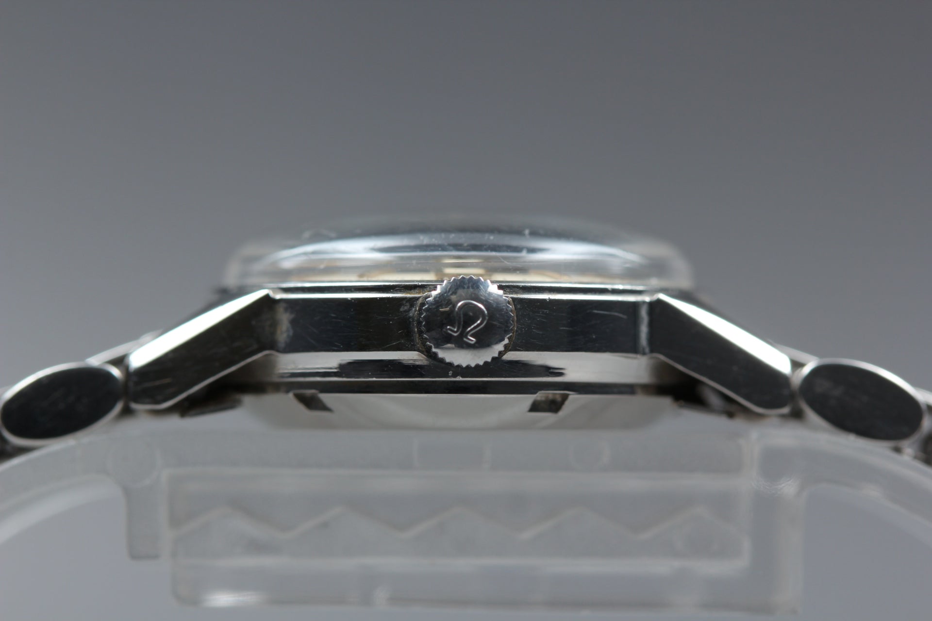1965 Near MINT/Box, Paper OMEGA Seamaster Ladymatic 21mm 566.001 Automatic Women