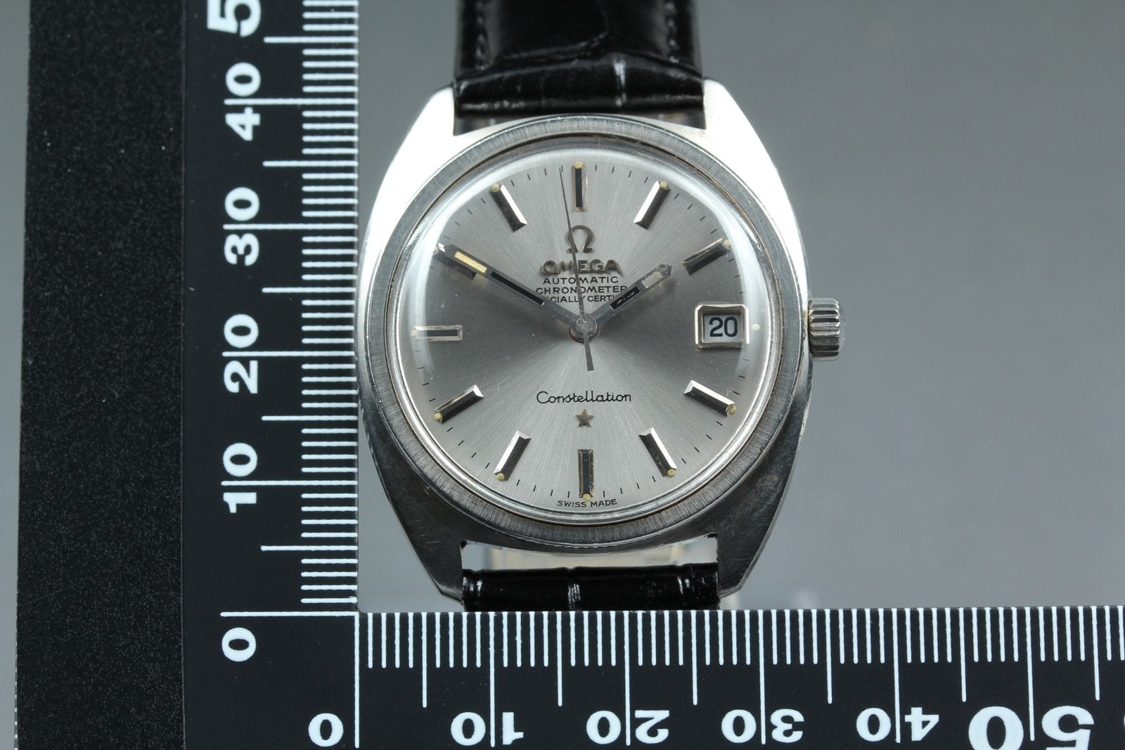 1971 Near MINT OMEGA Constellation 34mm 168.017 Automatic Silver Men's Vintage