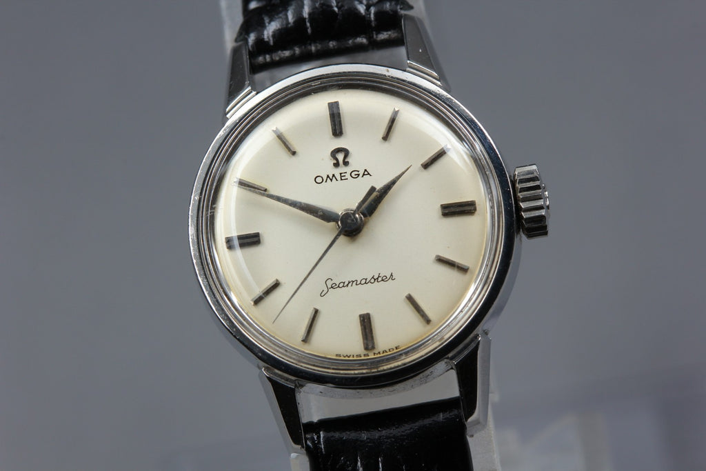 1958 Near MINT OMEGA Seamaster 21mm 10997 Manual White Dial Women's Vintage