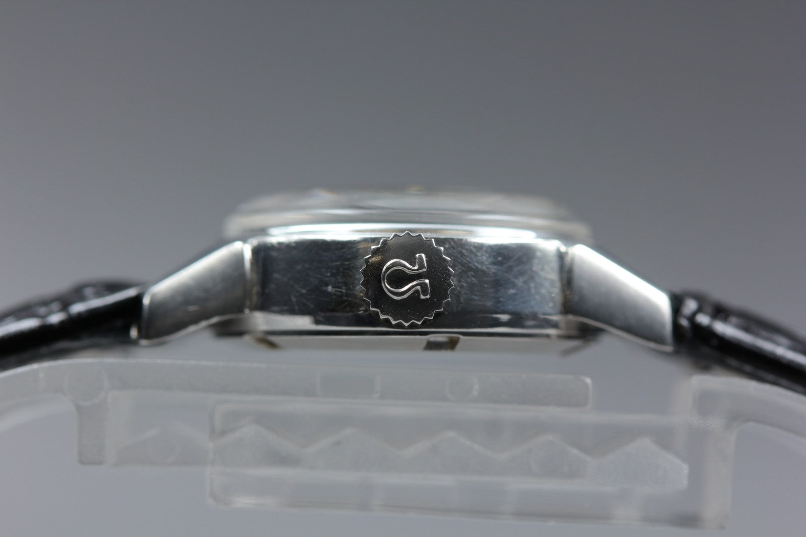 1958 Near MINT OMEGA Seamaster 21mm 10997 Manual White Dial Women's Vintage
