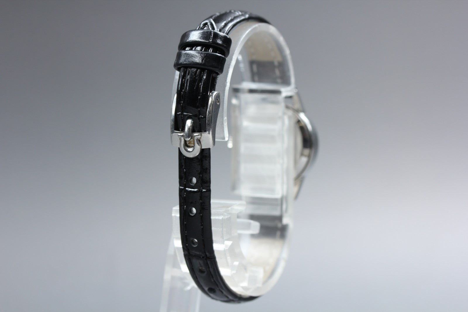 1958 Near MINT OMEGA Seamaster 21mm 10997 Manual White Dial Women's Vintage