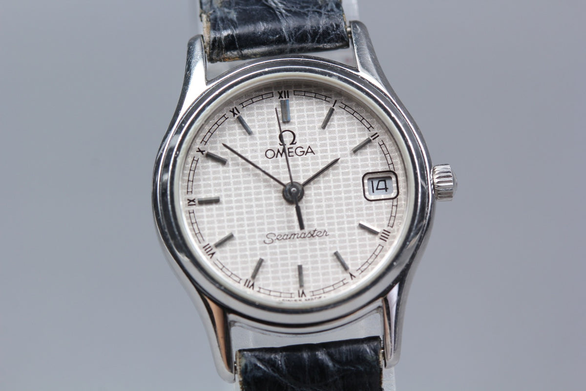 1985 Near MINT OMEGA Seamaster 23mm 596.0073 Quartz Silver Dial Women's Vintage