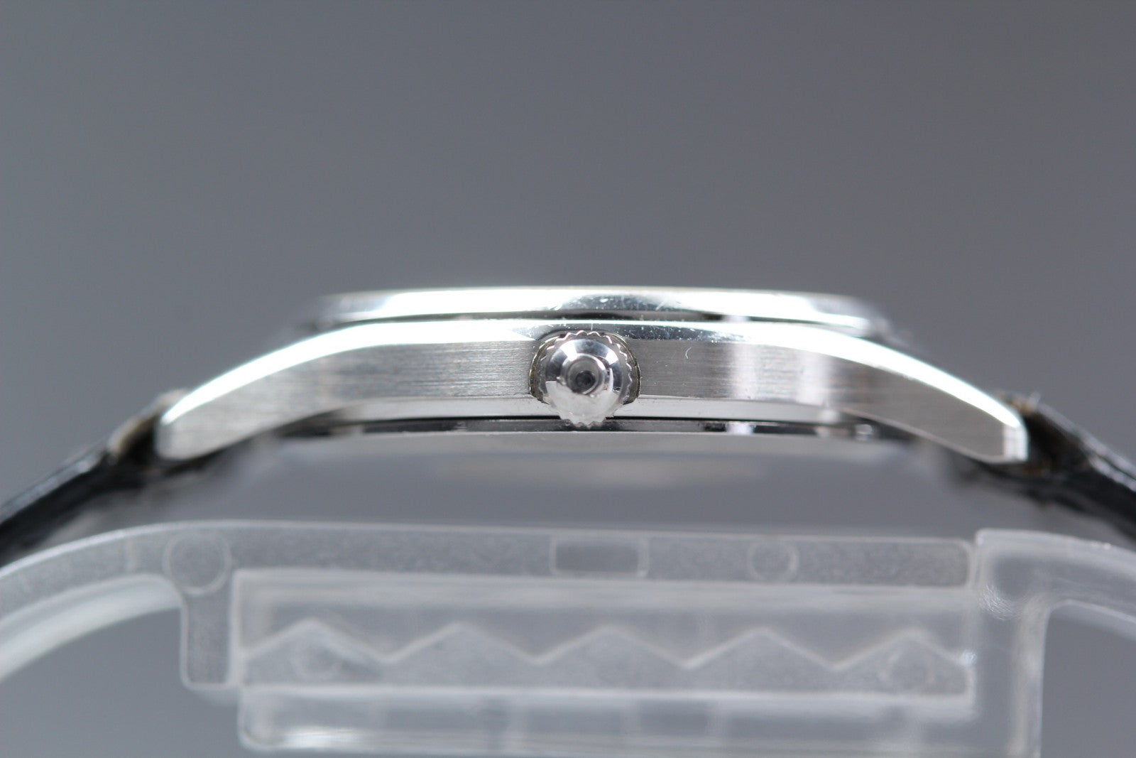 1985 Near MINT OMEGA Seamaster 23mm 596.0073 Quartz Silver Dial Women's Vintage
