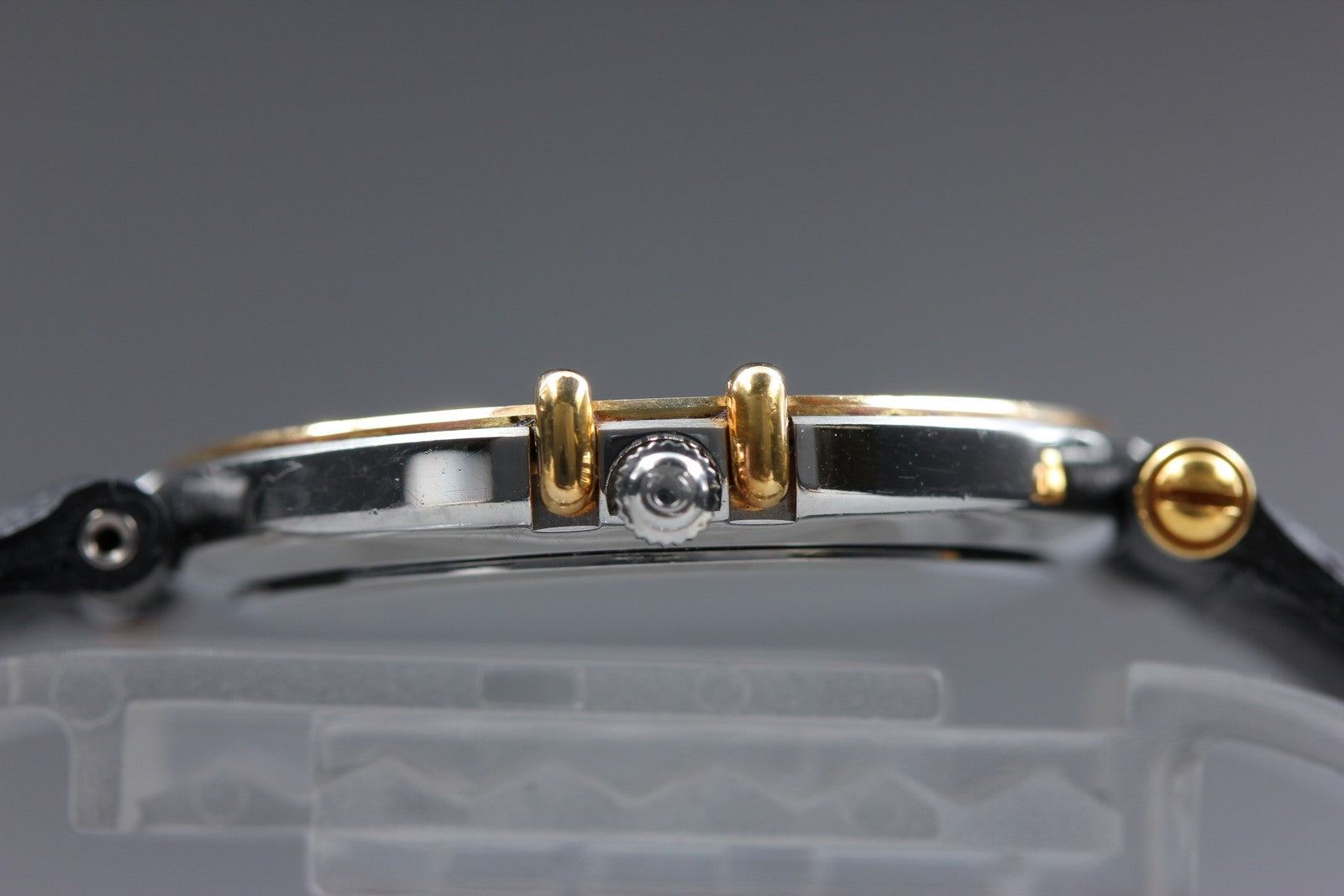 1988 Near MINT OMEGA Constellation 31mm 196.0360 Quartz White Dial Men's Vintage
