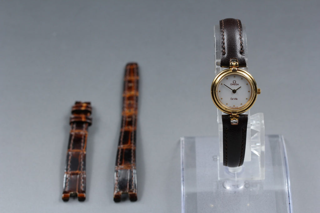 1984 Near MINT OMEGA De Ville 20mm 595.0068 Quartz White Dial Women's Vintage