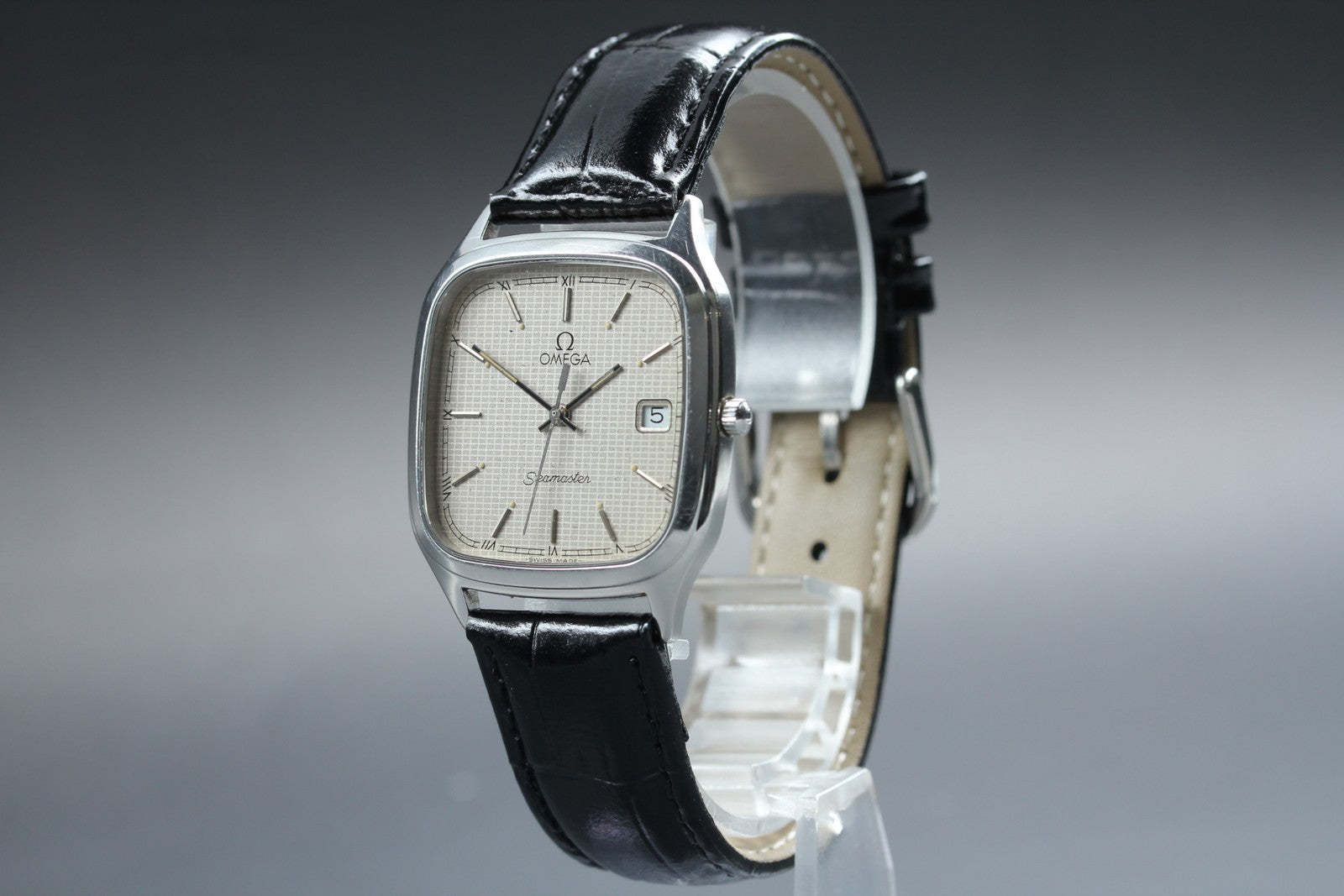 1987 Near MINT OMEGA Seamaster 196.0311 31mm Quartz Silver Roman Dial Men's