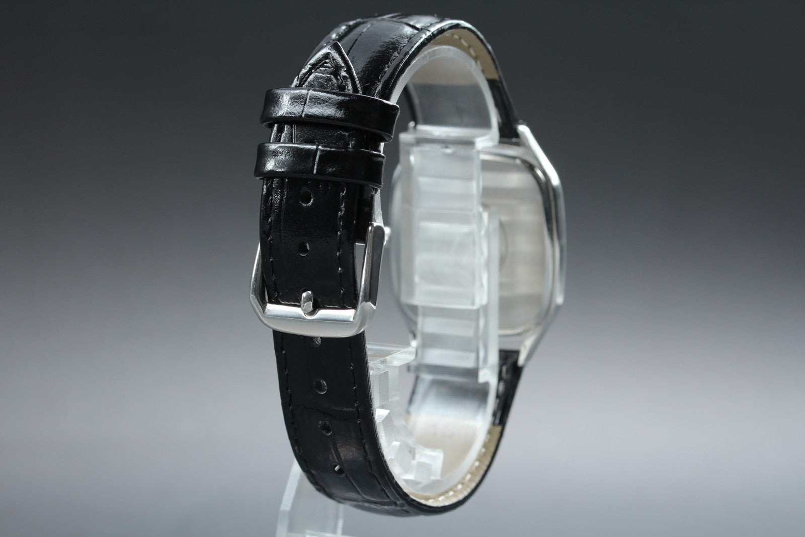 1987 Near MINT OMEGA Seamaster 196.0311 31mm Quartz Silver Roman Dial Men's