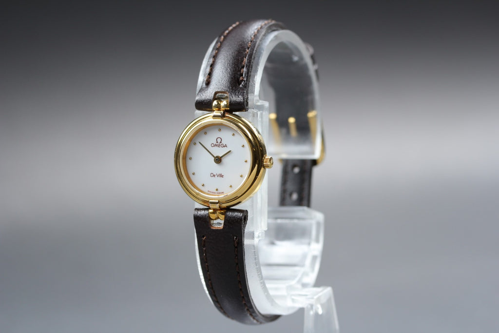 1984 Near MINT OMEGA De Ville 20mm 595.0068 Quartz White Dial Women's Vintage