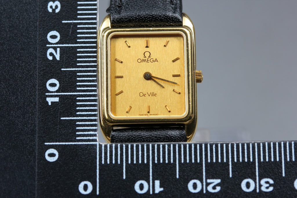 1984 Near MINT OMEGA De Ville 19mm 591.0278.1 Quartz Gold Tank Women's Vintage