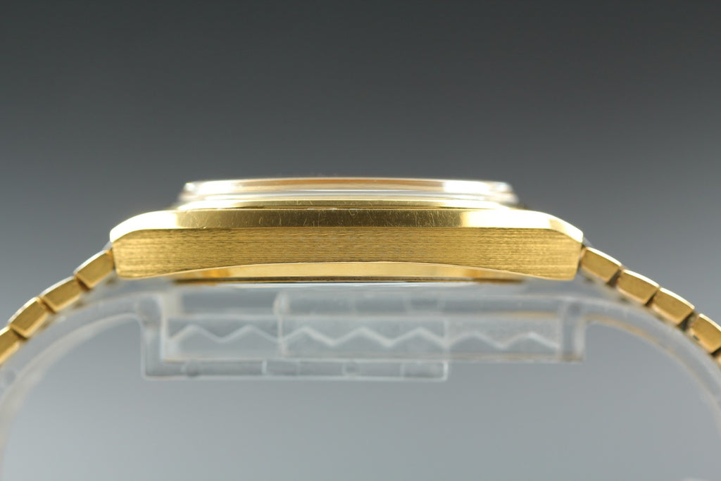 1979 Near MINT OMEGA Seamaster 35mm 196.0085 Quartz Gold Dial Men's Vintage