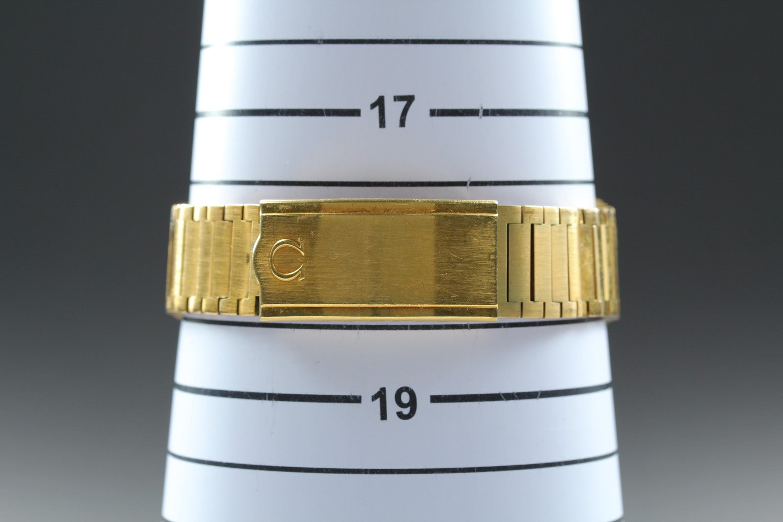 1979 Near MINT OMEGA Seamaster 35mm 196.0085 Quartz Gold Dial Men's Vintage