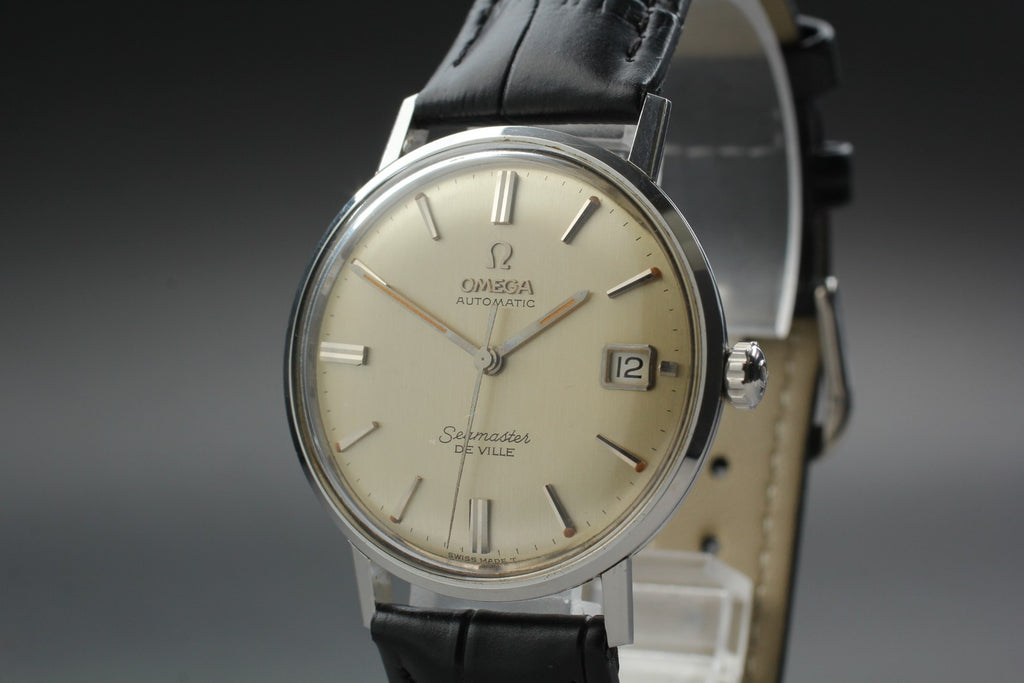 Near MINT OMEGA Seamaster De Ville 34mm Automatic Silver Dial Men's Vintage