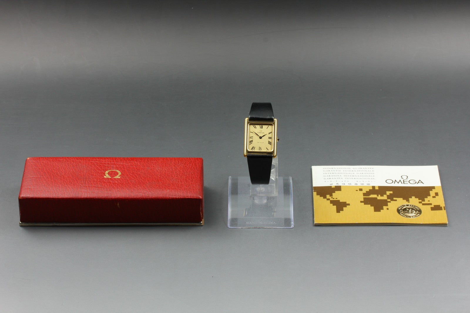 1975 Near MINT/Box, Paper OMEGA De Ville 24mm 511.0404 Manual Roman Tank Unisex