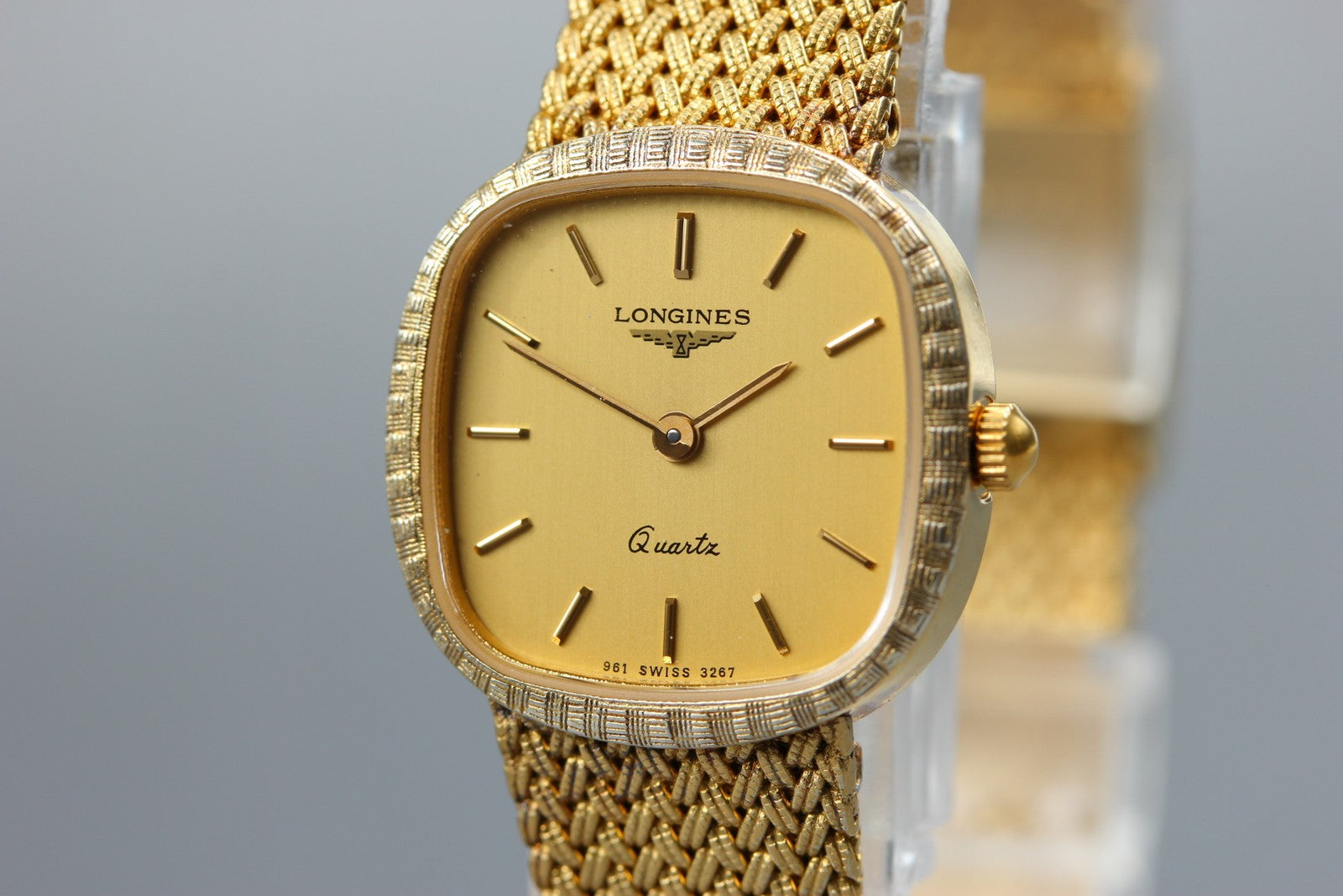 Near MINT LONGINES 961 3267 21mm Quartz Gold Plated Gold Dial Women's Vintage