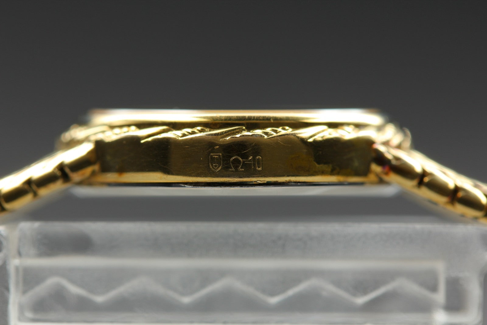 1984 Near MINT OMEGA De Ville 20mm 591.0306 Quartz Roman Dial Women's Vintage