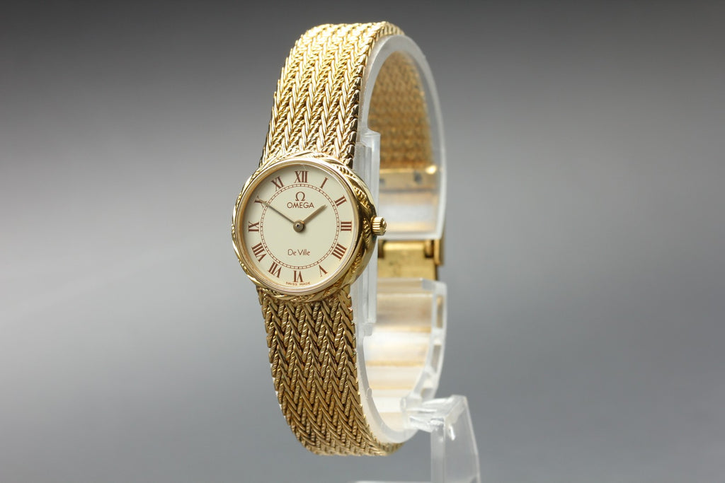 1984 Near MINT OMEGA De Ville 20mm 591.0306 Quartz Roman Dial Women's Vintage