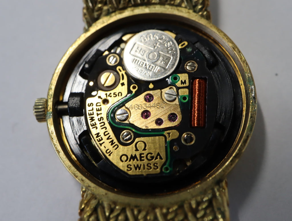 1984 Near MINT OMEGA De Ville 20mm 591.0306 Quartz Roman Dial Women's Vintage