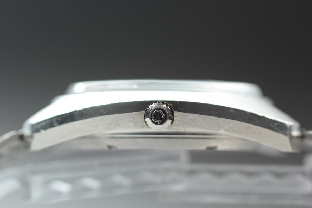 1972 Near MINT OMEGA Geneve Chronometer f300Hz 38mm 198.030 Quartz Men's Vintage