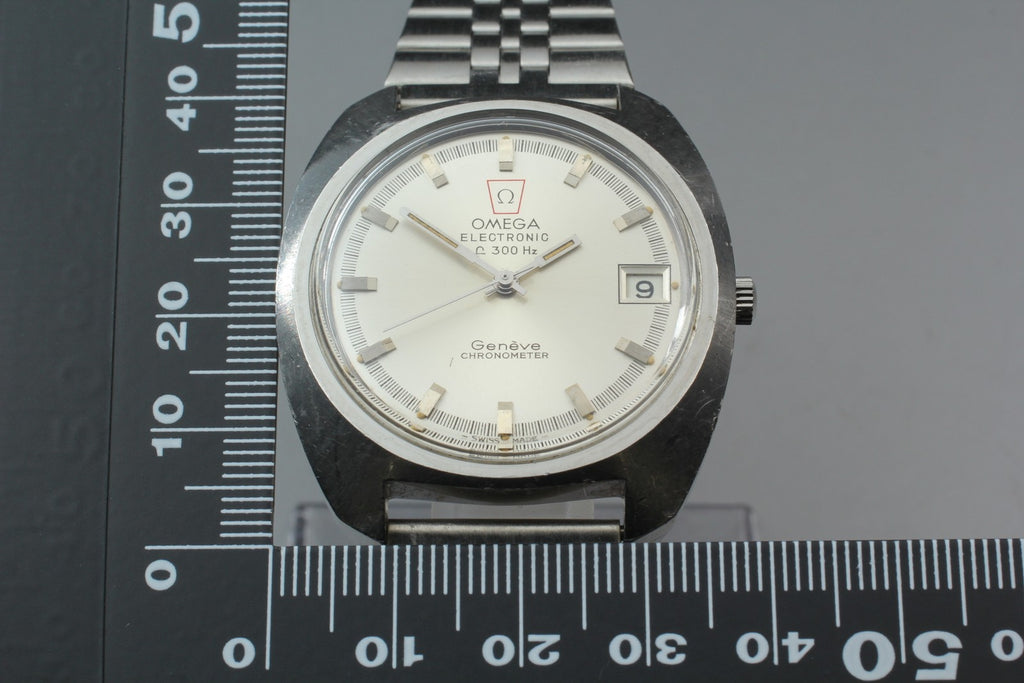 1972 Near MINT OMEGA Geneve Chronometer f300Hz 38mm 198.030 Quartz Men's Vintage