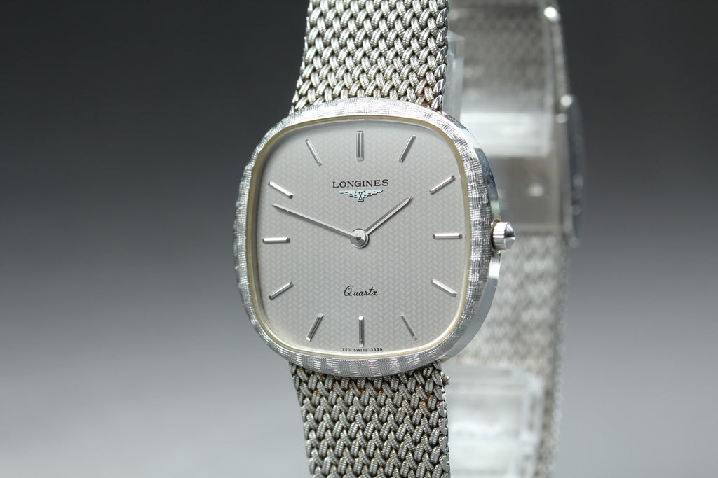 Near MINT LONGINES 150 3344 30mm Quartz Stainless steel Silver Dial Men Vintage