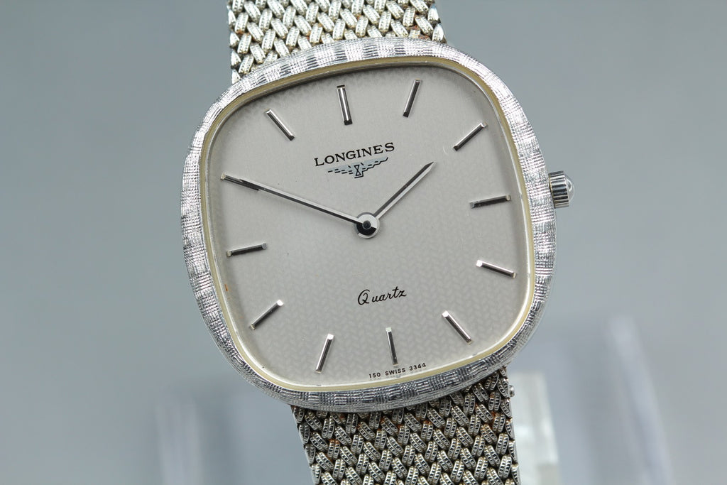 Near MINT LONGINES 150 3344 30mm Quartz Stainless steel Silver Dial Men Vintage