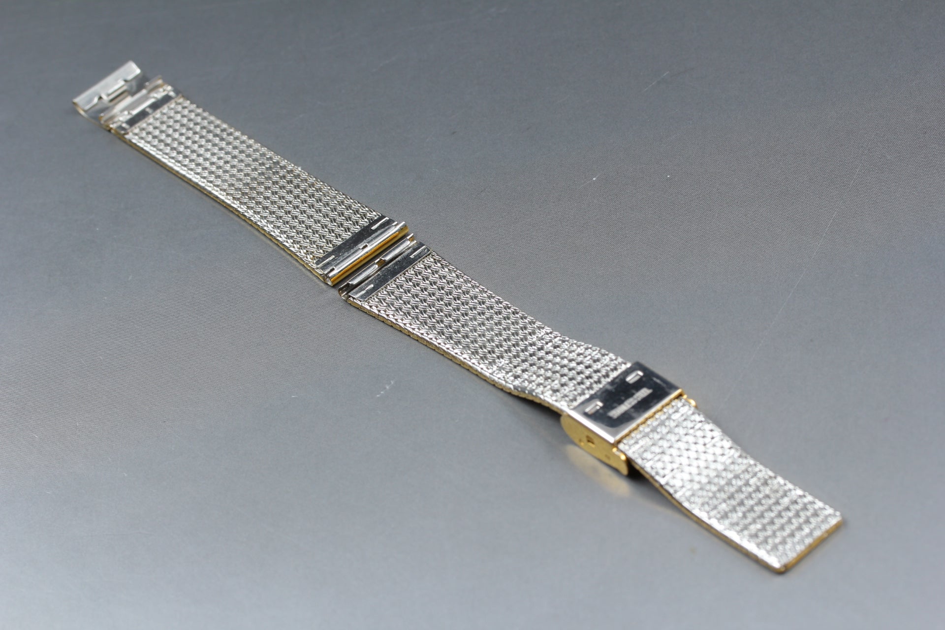 Near MINT OMEGA Milanese/Mesh Band 18mm Gold Plated Bracelet Men's Vintage