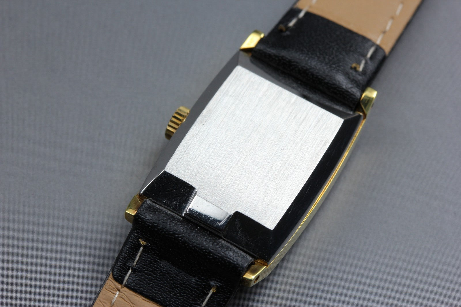 1969 Near MINT OMEGA De Ville 19mm 551.024 Automatic Gold Dial Women's Vintage