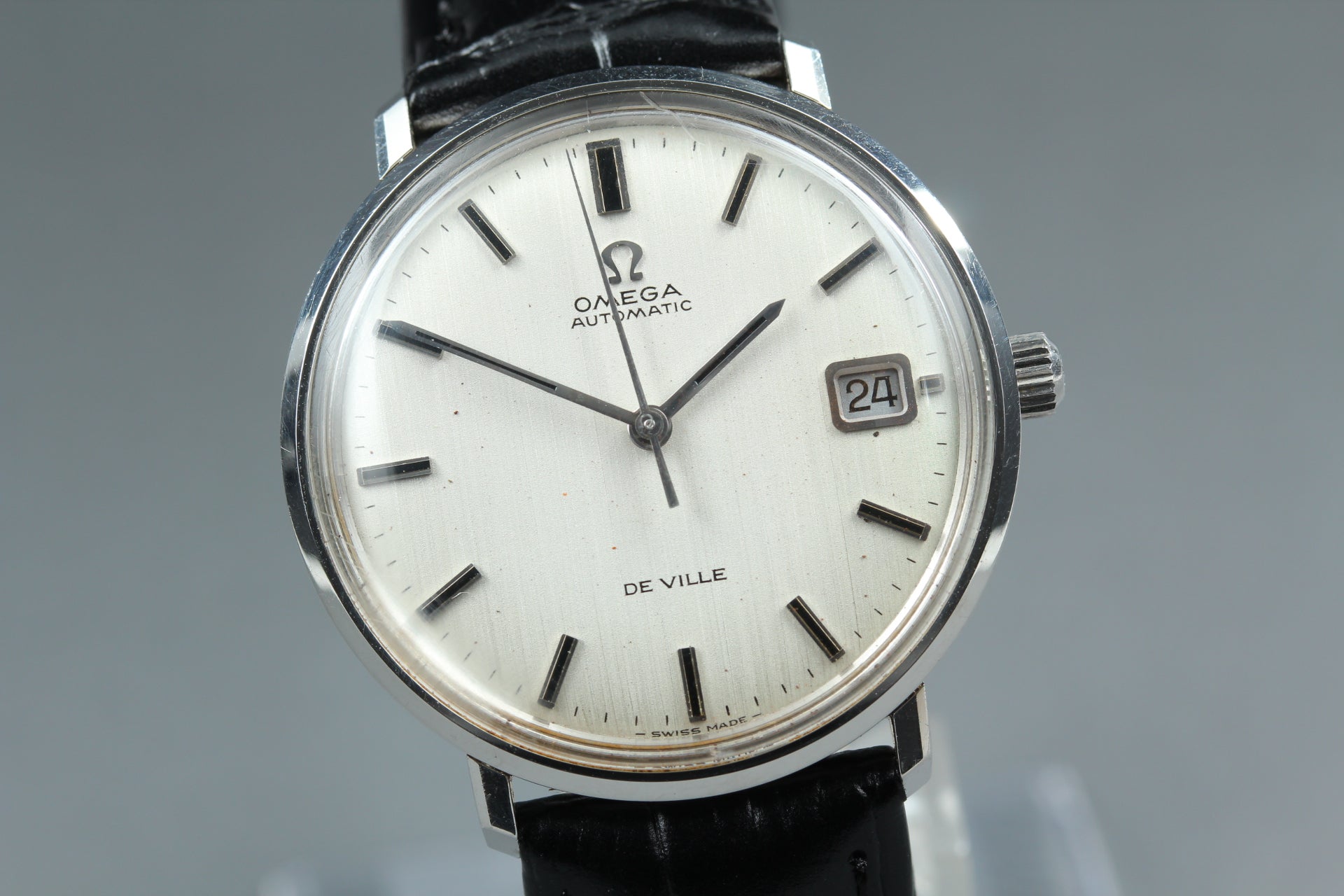 Near MINT OMEGA De Ville 35mm 166.033 Automatic Silver Dial Men's Watch Vintage
